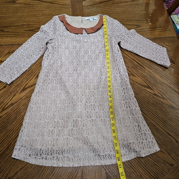 Forever 21 Fall Cream Lace Dress with Rust Collar size small - Picture 4 of 6